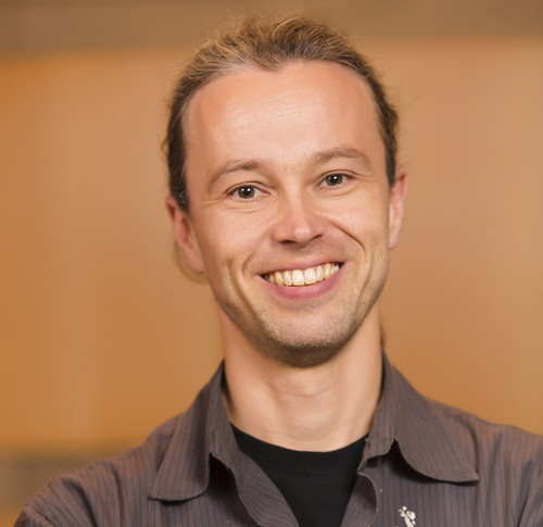 Thorsten Joachims：康奈尔大学教授，SVM-Light、SVM-Rank作者